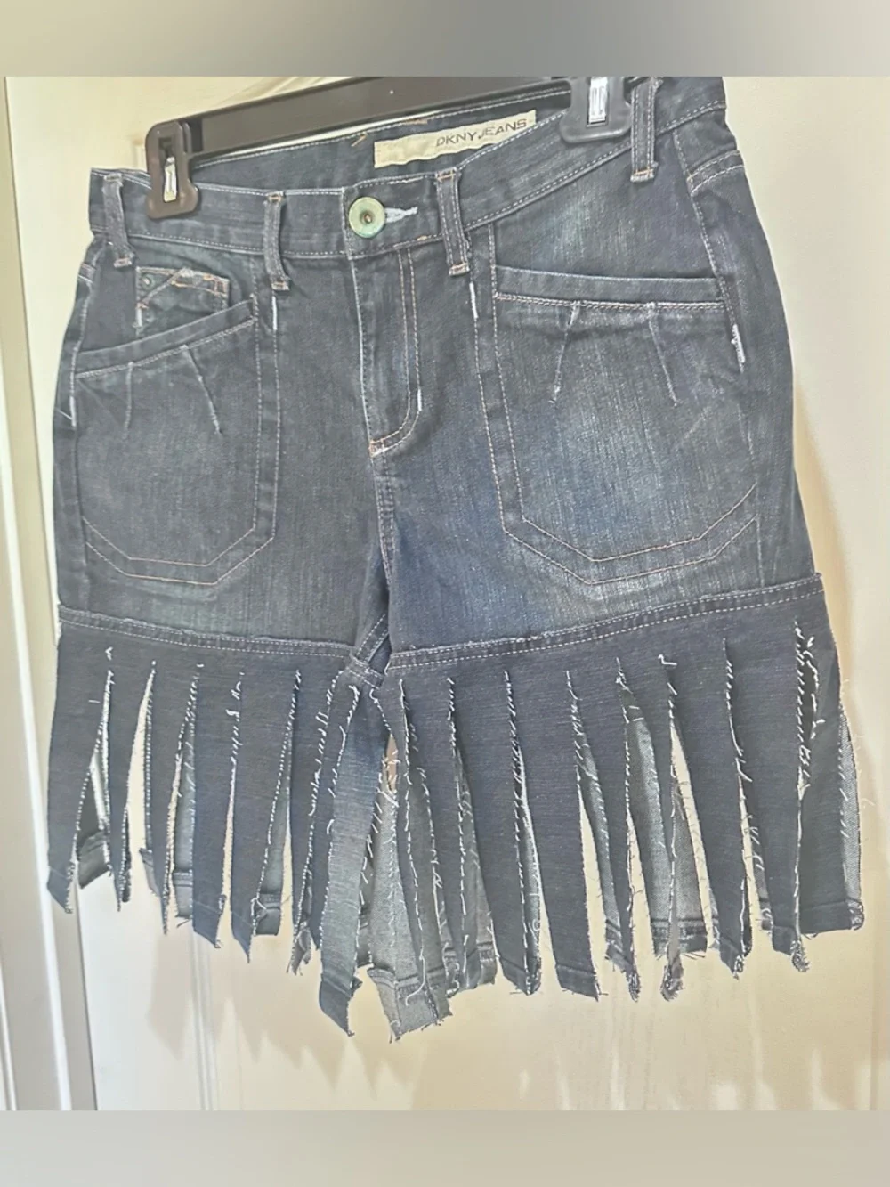 Upcycled DKNY Jeans Dark Wash Fringed Denim Shorts size M - Picture 4 of 6